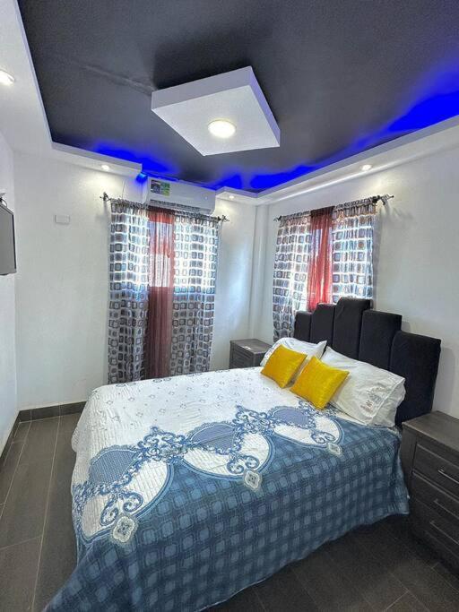 Jc Caribe Aparta Hotel #1 La Caleta Екстериор снимка